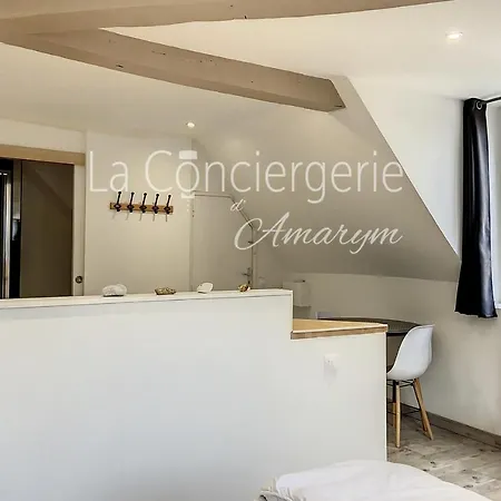Charmant Studio Place Saint Jacques Apartment